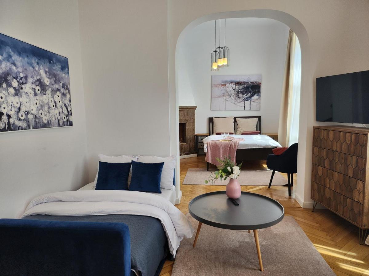 ブカレスト2Br Blue Cloud In The Centreアパートメント エクステリア 写真